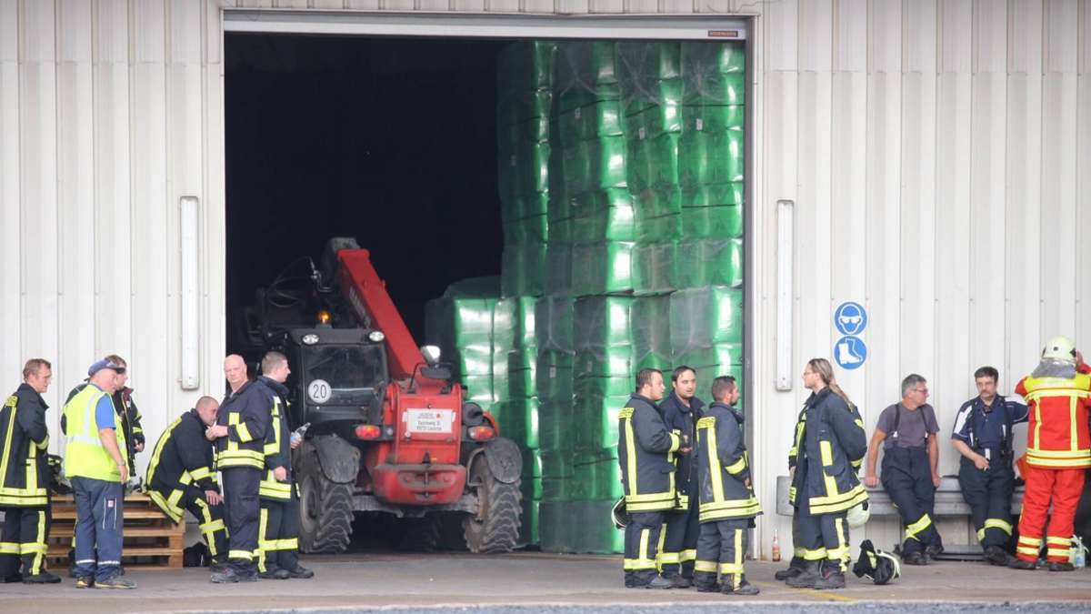 Sonneberg/Neuhaus: Feuerwehreinsatz nach Leck in Wanne mit Glasschmelze