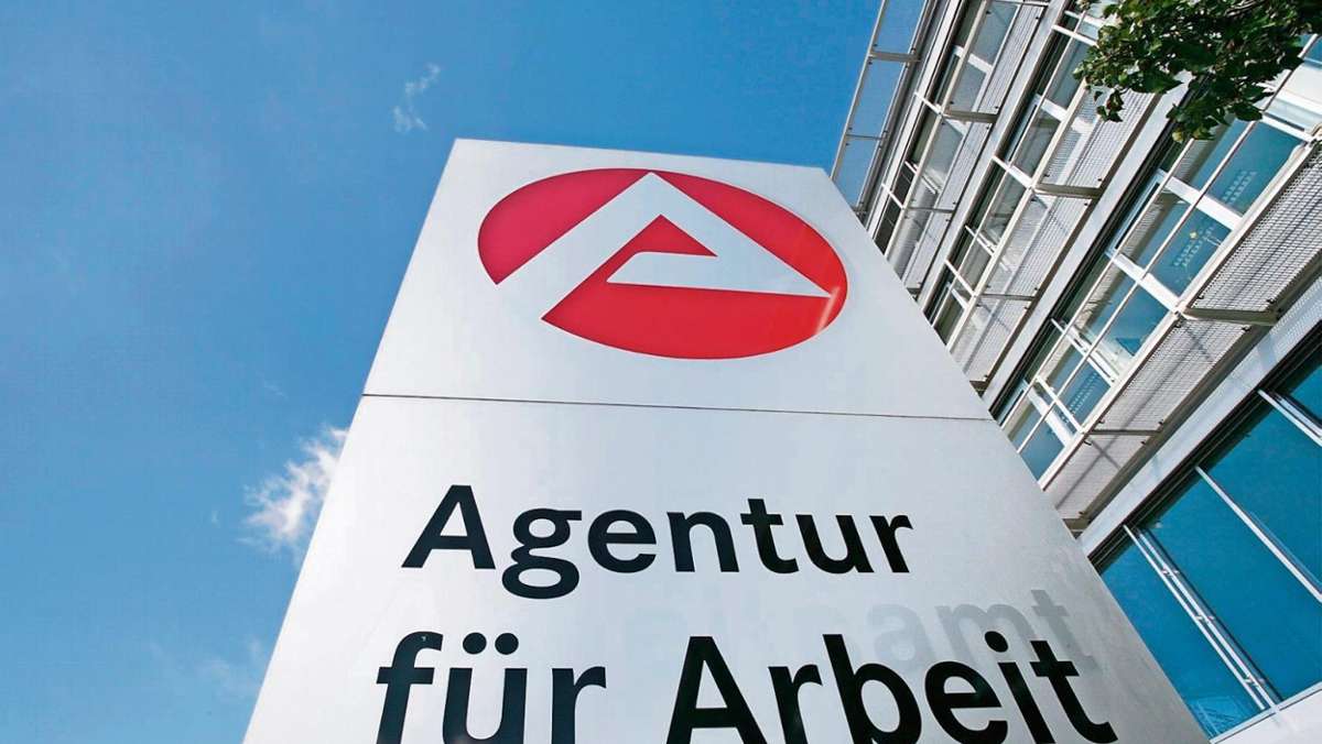 Wirtschaft: Ferienmonat sorgt für mehr Arbeitslose in Südthüringen