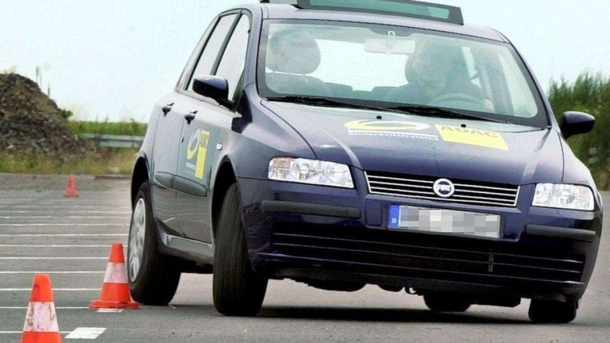 Thüringen: Rentnerin verschrottet bei Sicherheitstraining ihr Auto