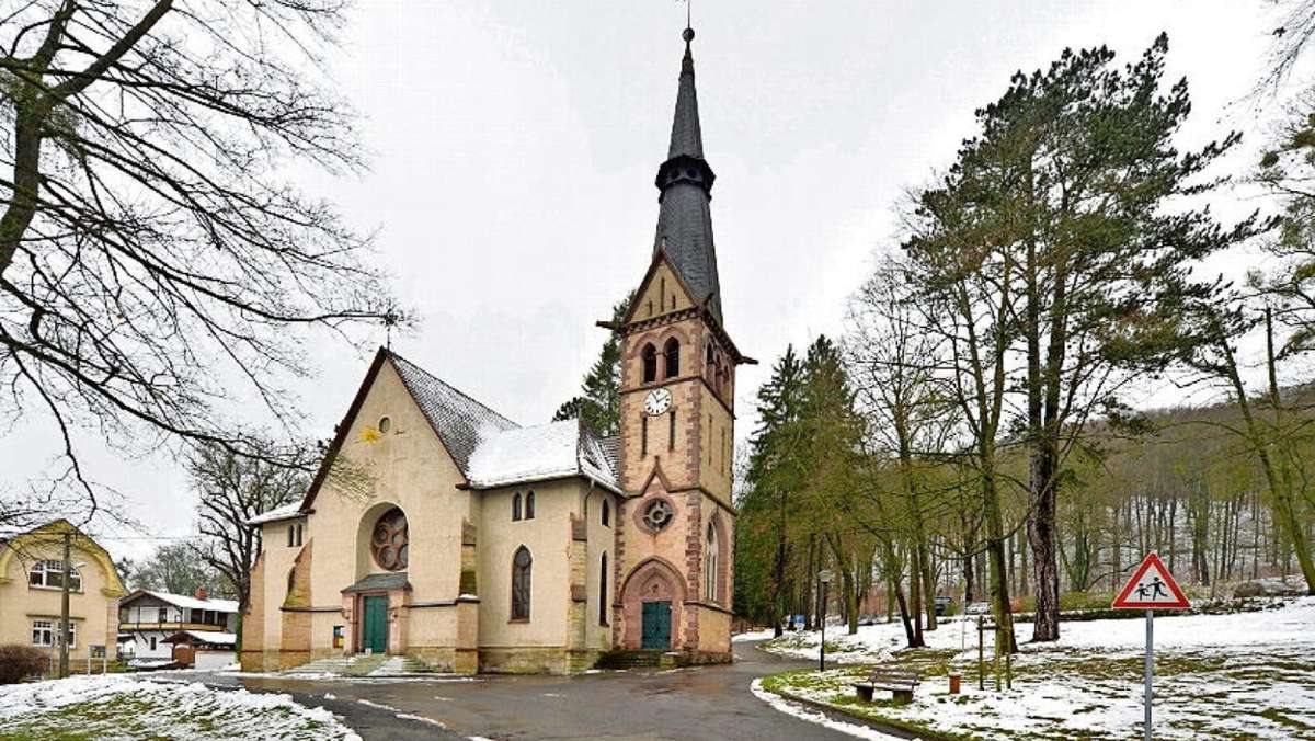 Bad Liebenstein: Unbekannte stehlen Osterkerze vor dem Erntedankgottesdienst