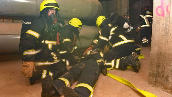 Großübung: Feuerwehr trainiert im Suhler Sammelkanal