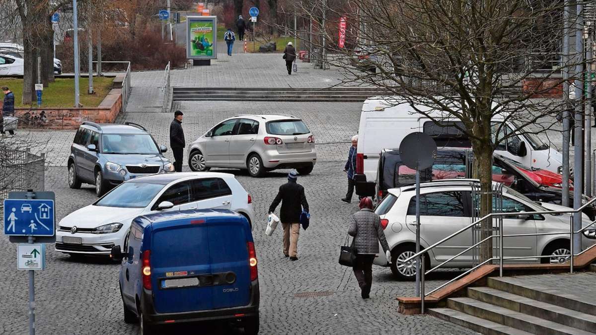 Suhl/ Zella-Mehlis: Kurzzeitparkplätze gut gefragt, aber auch der Platz drumrum