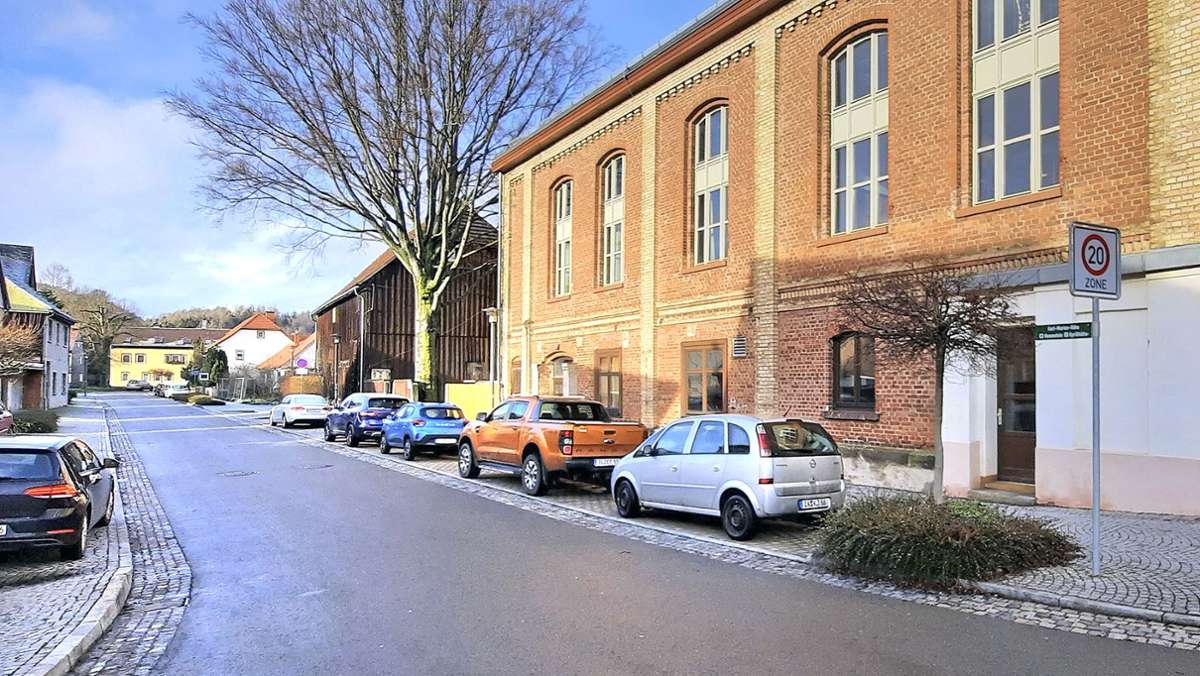 Schlossruine Gehren: Wer länger parkt, muss künftig zahlen