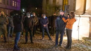Premiere für neue Plattform: Polizeieinsatz im Kreuzfeuer