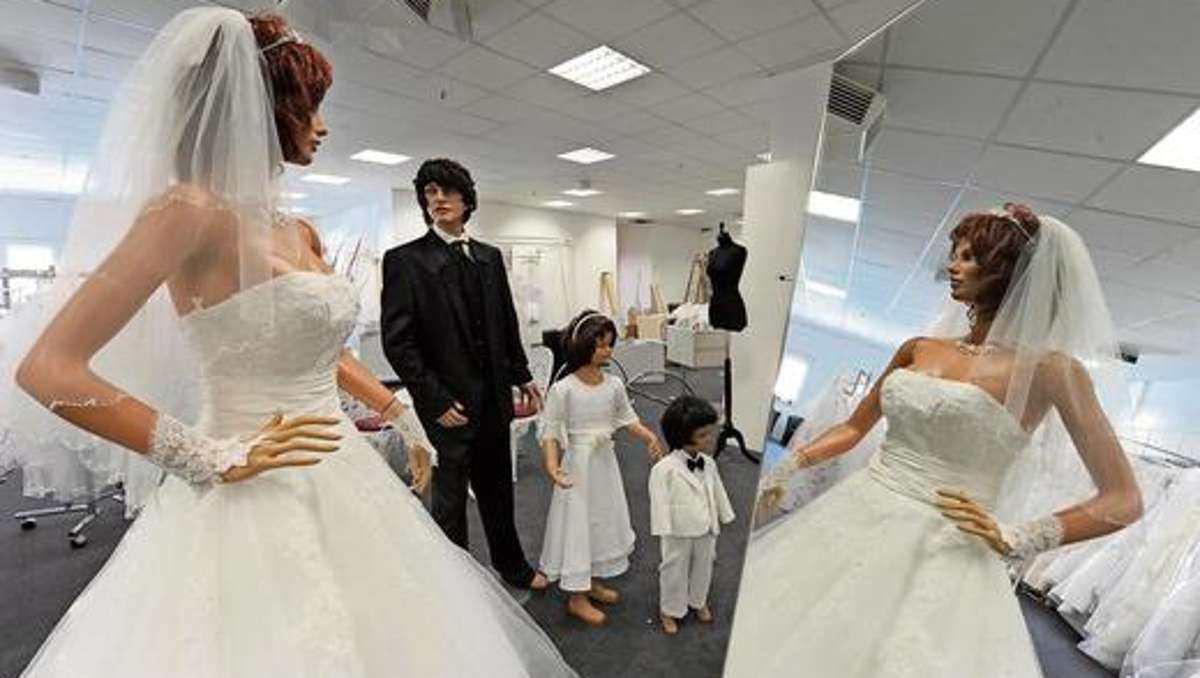 Zella-Mehlis: Mode für die Braut - und den Jugendweihe-Herren