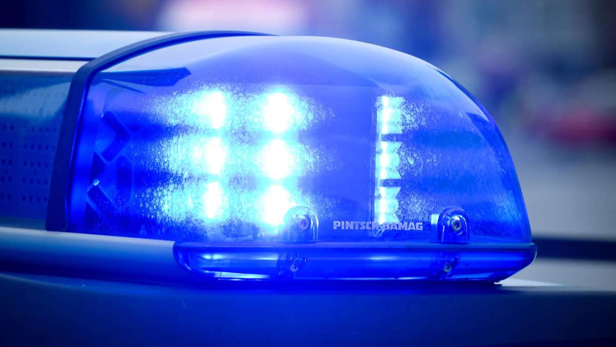 Thüringen: Dumm gelaufen: Autofahrer provoziert kurz vor Ende von Fahrverbot die Polizei