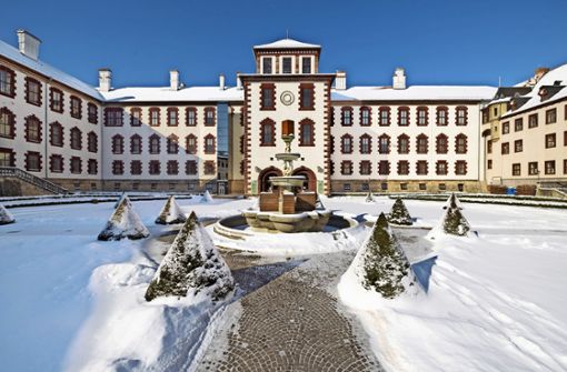 Frostig könnte es in diesem Jahr nicht nur im Schlosshof der Meiniger Elisabetheburg werden: Die Museen müssen sparen, wo es nur geht. Foto: Michael Reichel