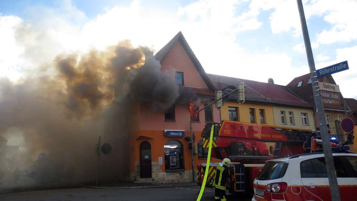 Thüringen: Brand in Mehrfamilienhaus: Siebenköpfige Familie ohne Obdach