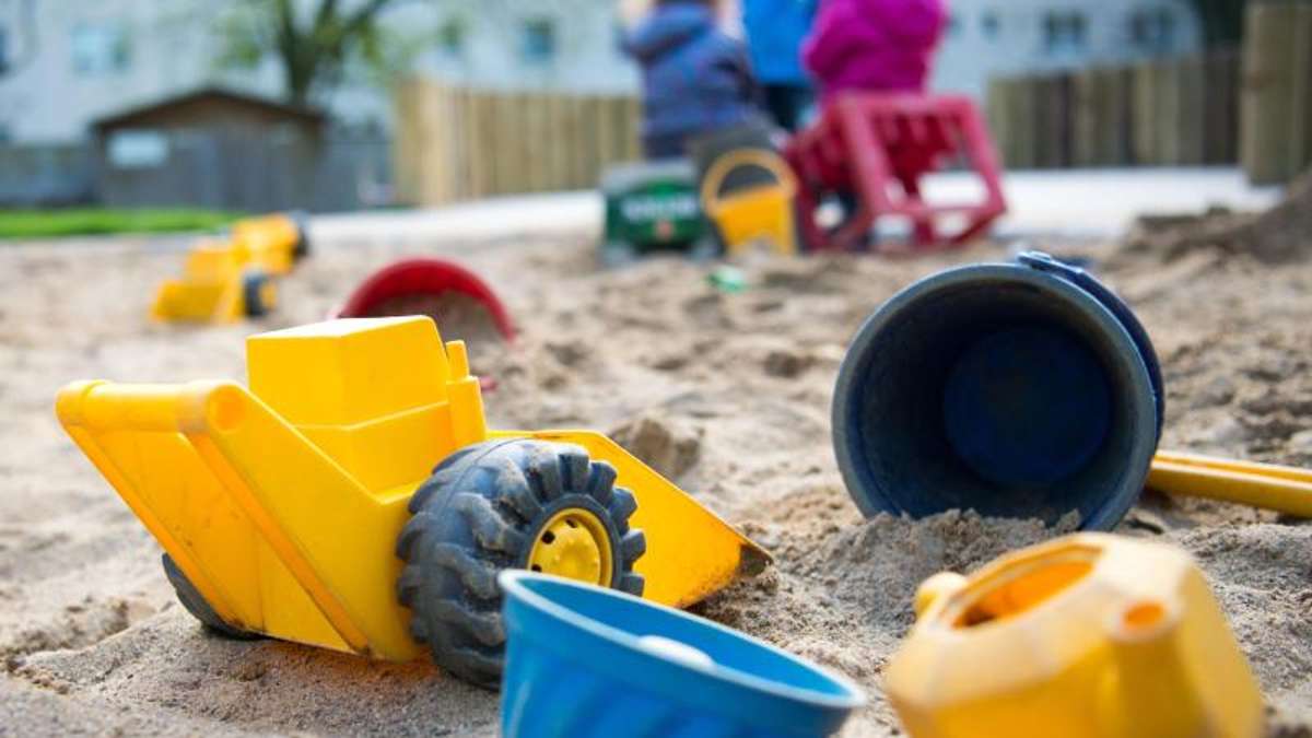 Thüringen: Kinder streiten auf Spielplatz, Eltern geraten aneinander