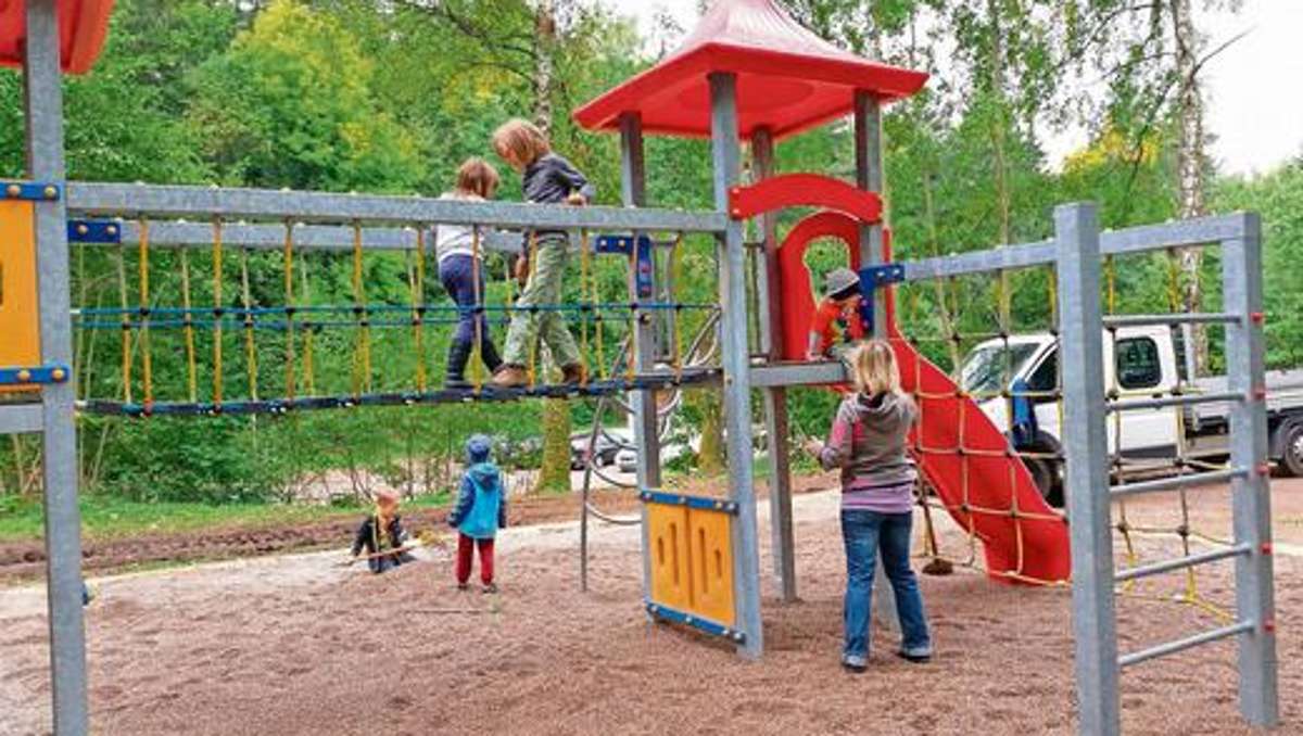 Ilmenau: Alter Kinderspielplatz in der Alten Lache erneuert