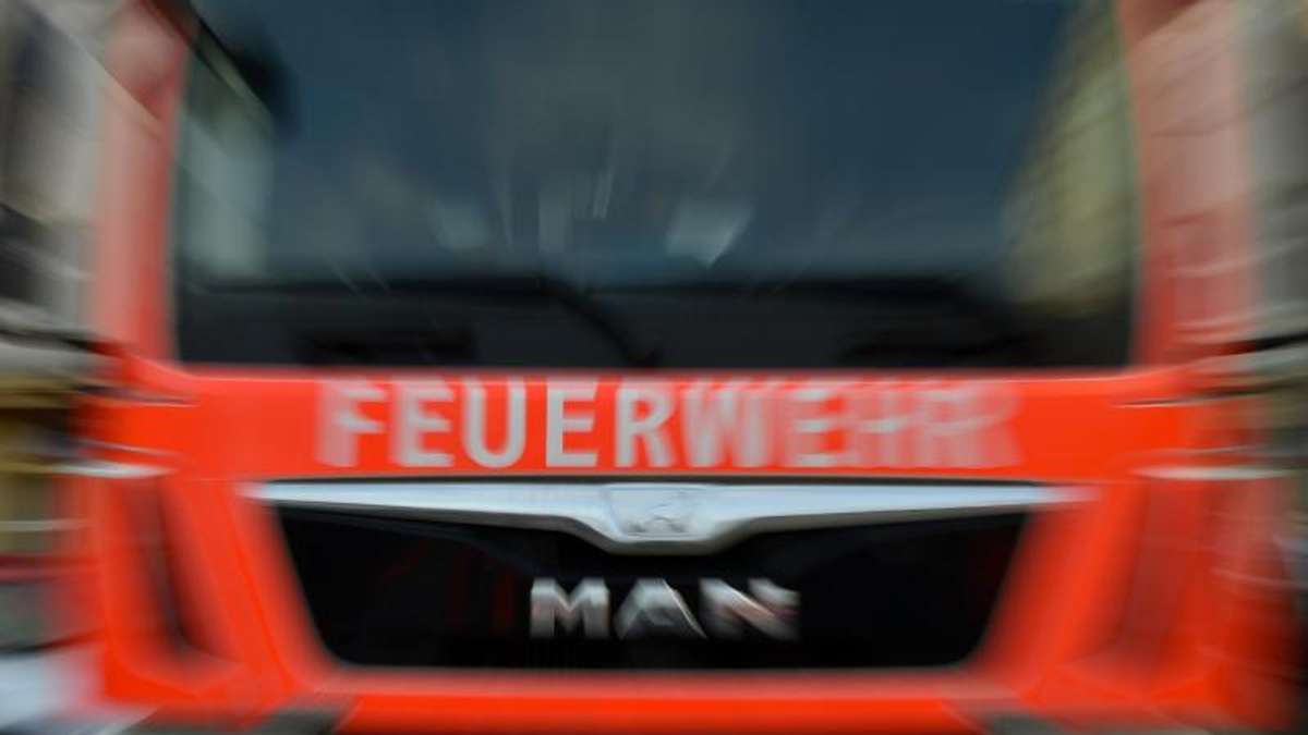 Thüringen: Brandstiftung in Gotha: Fünf Autos gehen in Flammen auf
