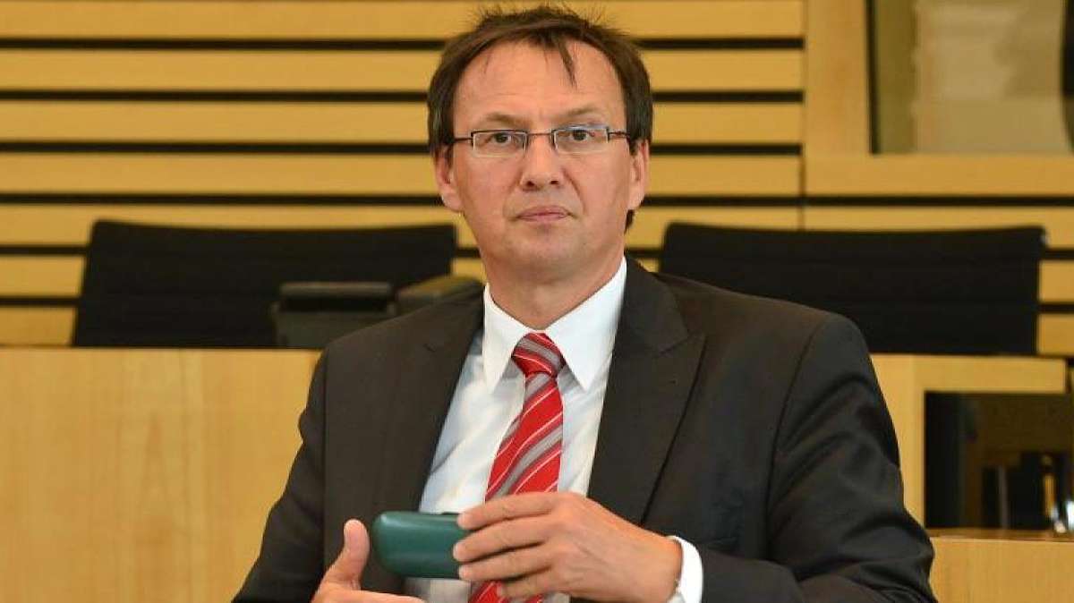 Thüringen: Ex-AfD-Mann schenkt Landes-SPD Debatte um Sarrazin-Auftritt