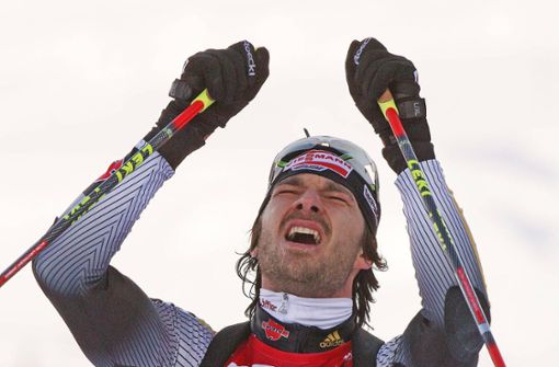 Sein größter Erfolg: Bei der WM 2008 in Östersund gewinnt Alexander Wolf Bronze in der Verfolgung nach Platz 19 im Sprint. Foto: imago/Sammy Minkoff