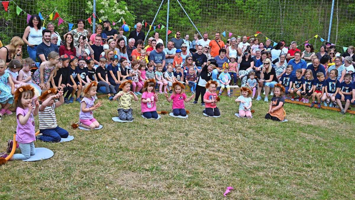 Sommerfest in Seligenthal: Manege frei für die „Kleinen Strolche“