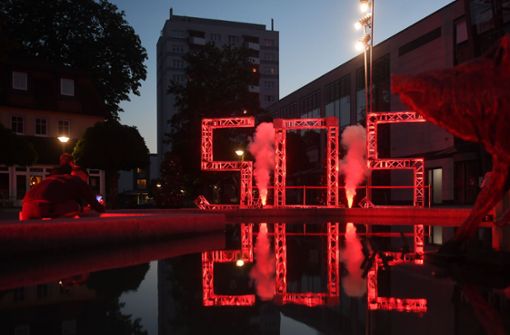 Die Suhler Veranstalter haben am Dienstagabend ein Zeichen gesetzt und  Alarmstufe Rot Foto: frankphoto.de