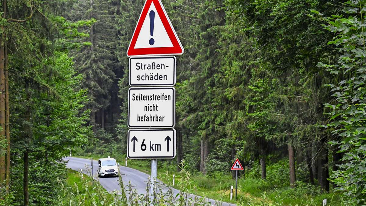 Statistik der Polizei: Unfall-Zahl sinkt, Schilderwald wächst