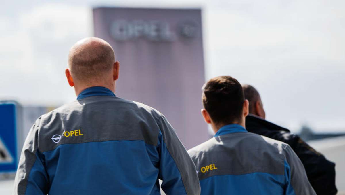 Wirtschaft: Autohersteller Opel baut für Integration in PSA-Konzern um