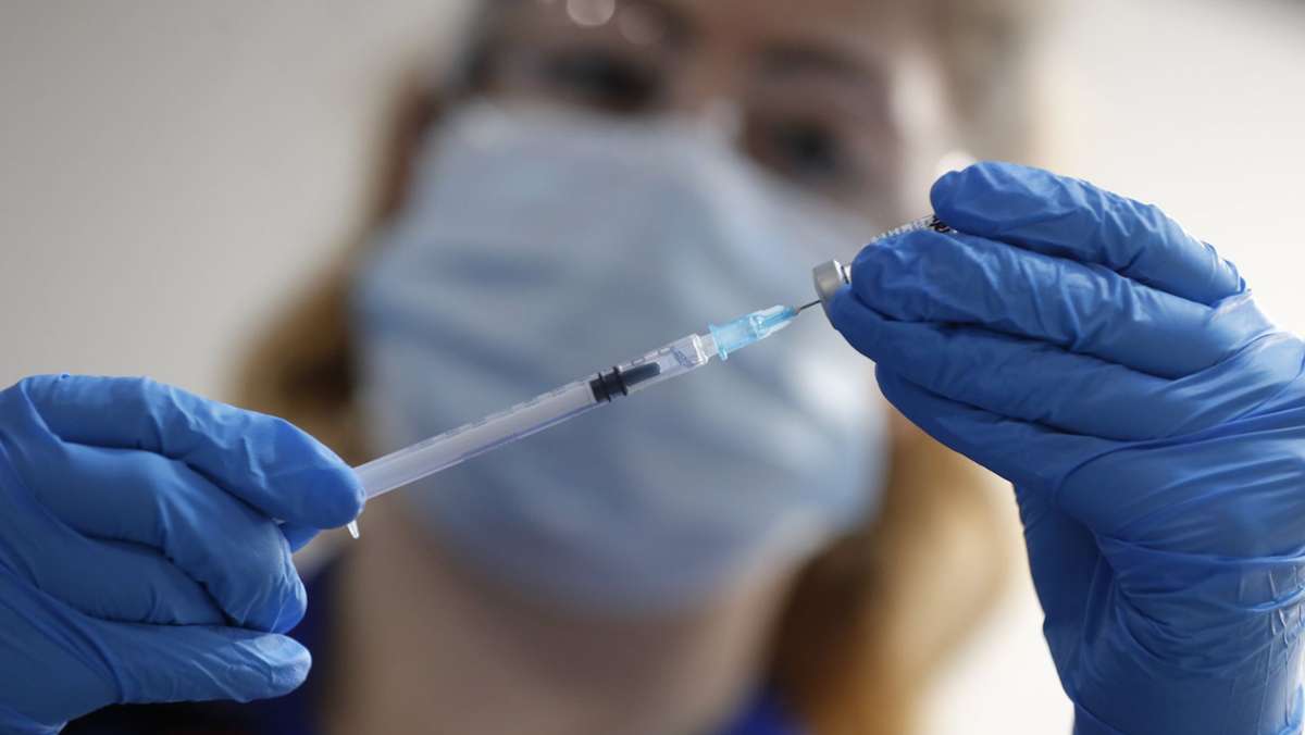 Bemühungen um vorzeitige Impfung scheitern: „Wir pfeifen beide auf dem letzten Loch“