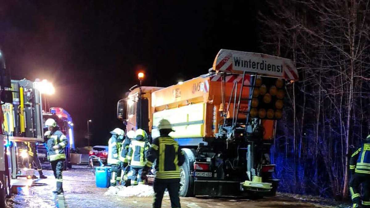 Unfall in Meiningen: Kollision mit  Winterdienst-Fahrzeug