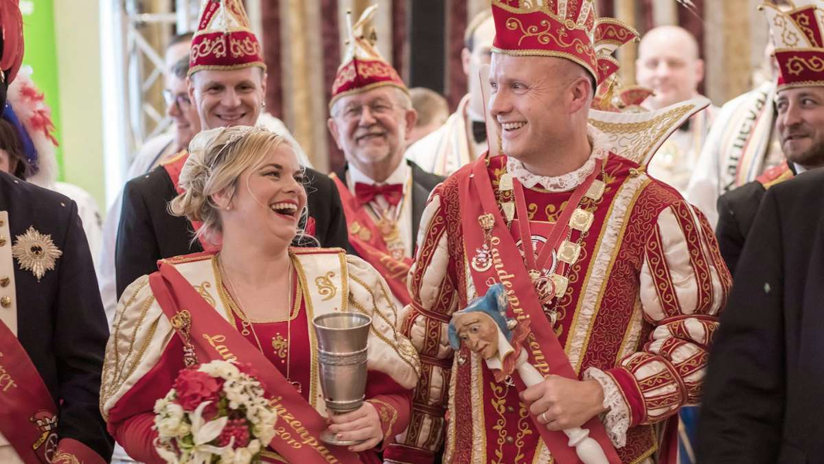 Thüringen: Prinzenpaar regiert jetzt Thüringens Narrenvolk