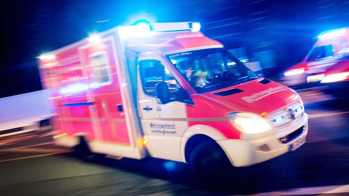 Landkreis Sonneberg: Autofahrerin überholt und verursacht Unfall