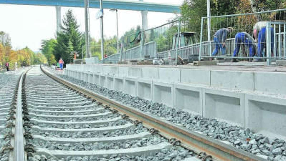 Suhl/ Zella-Mehlis: Züge rollen auf neuem Gleis