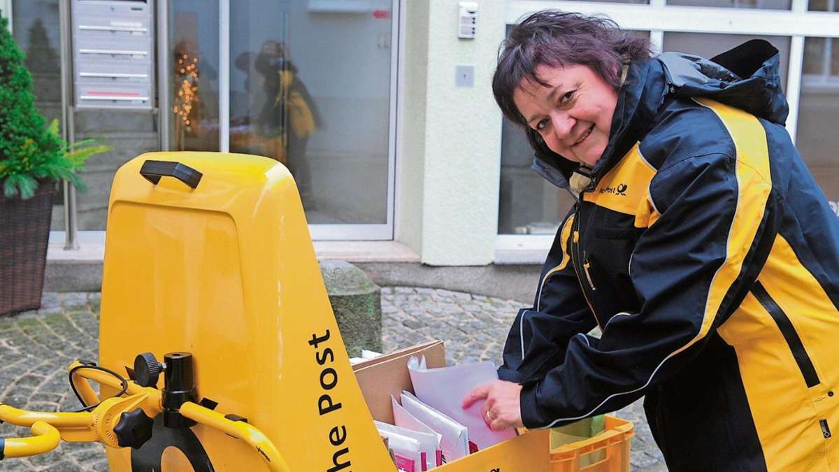 Suhl/ Zella-Mehlis: Weihnachtsbriefe und heißer Tee im gelben Postwagen