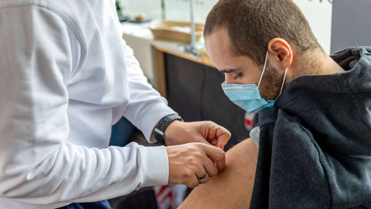 Corona-Pandemie: 100 000 Tote – rettet uns die Impfpflicht?