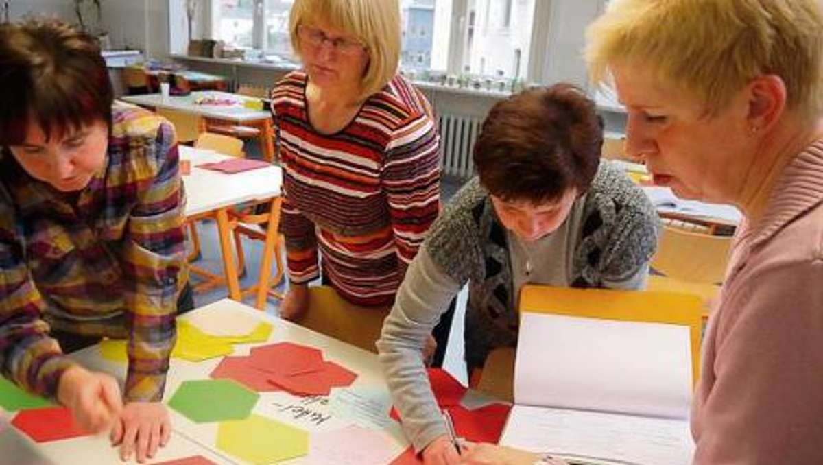 Sonneberg/Neuhaus: Lehrer auf Reise durch die Lehrpläne