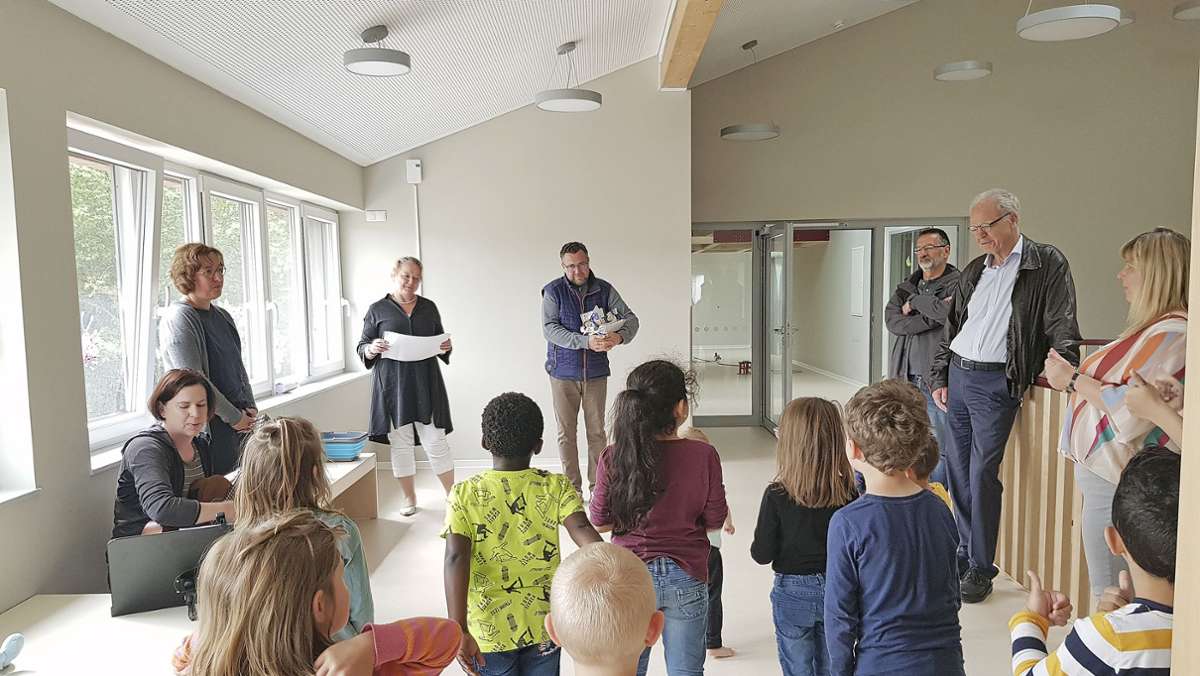 Stiftung Senfkorn auf Spendentour: 10 000 Euro für Kindergartenspielplatz