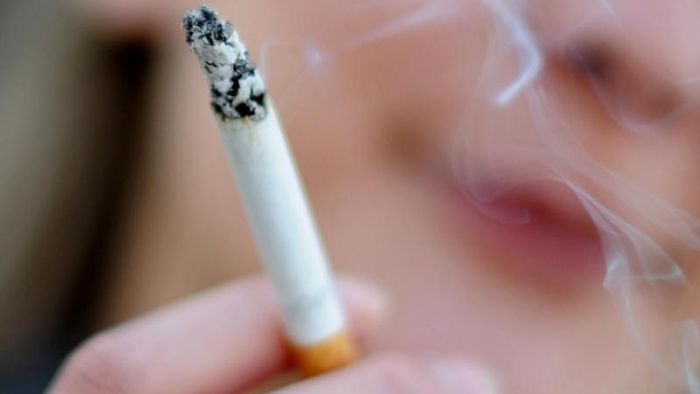 Studie: Mehr ostdeutsche Frauen sterben durch Rauchen