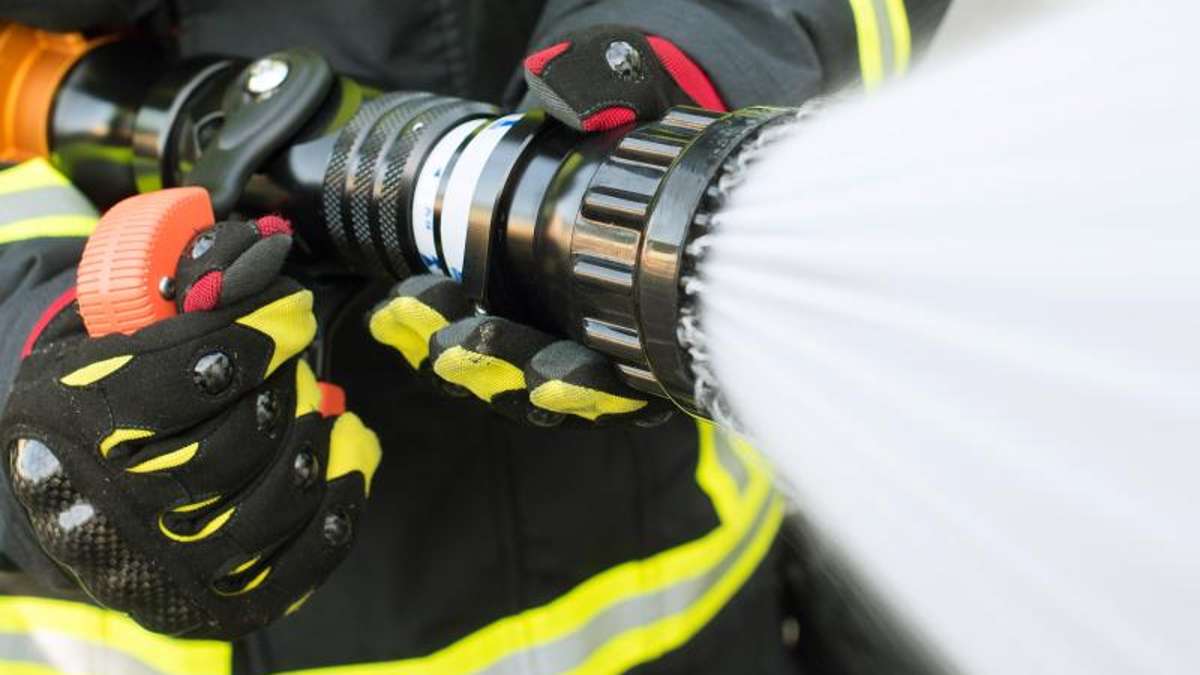 Ilmenau: Küche in Flammen - zwei Menschen in Singen verletzt, hoher Sachschaden