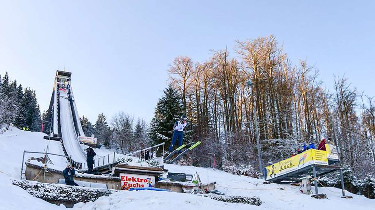 Skispringen, Continental Cup: Viel Geschichte auf dem Inselberg