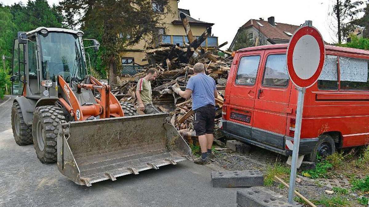 Neuhaus-Schierschnitz: Brand ist gelöscht, Probleme bleiben