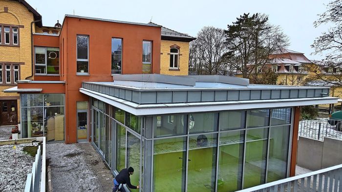 Hospiz Meiningen: Gläserner Anbau fast fertig