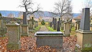 Erhaltenswerte Grabstätten restaurieren