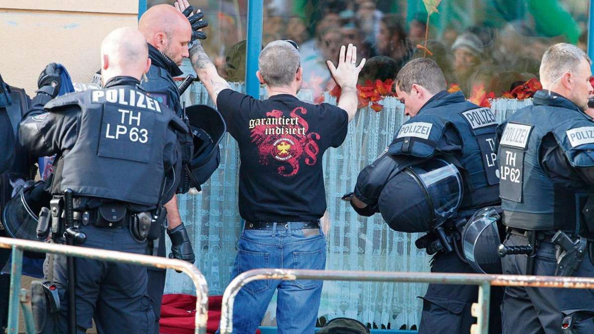 Thüringen: Neonazis entzweien Justiz und Behörden