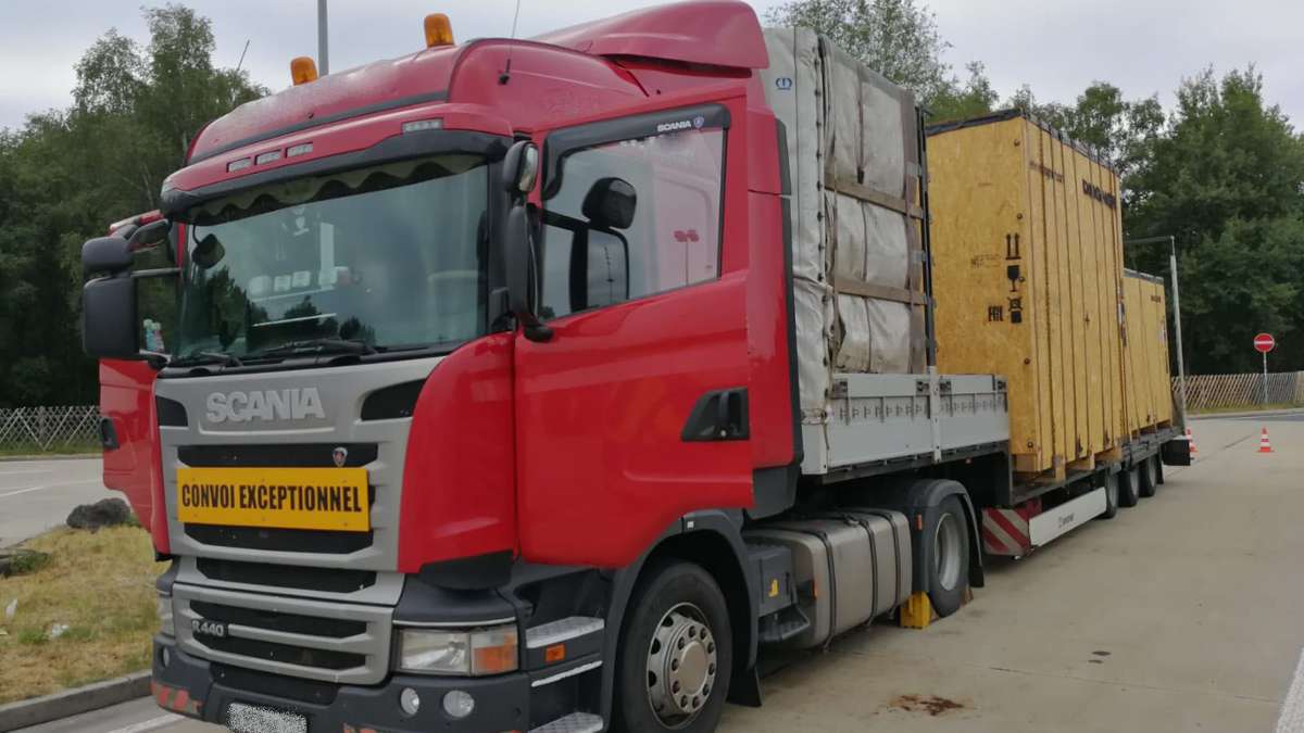Hermsdorf: Lkw-Fahrer legt Bremse still und will bis nach Moskau