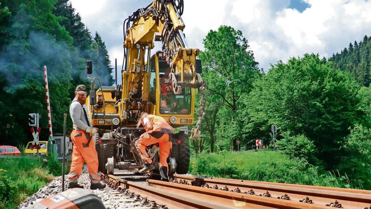 Ilmenau: Erst neuer Schotter und jetzt kommen neue Gleise