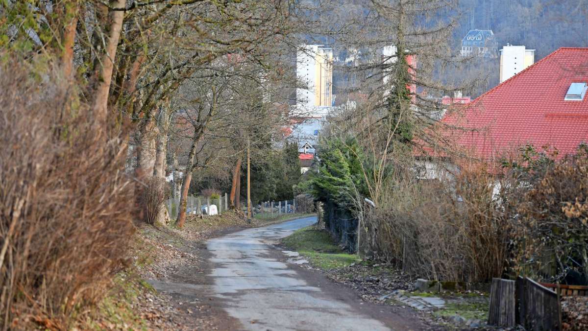 Suhl/Zella-Mehlis: Keine Zufahrt zum oberen Parkplatz am Friedhof