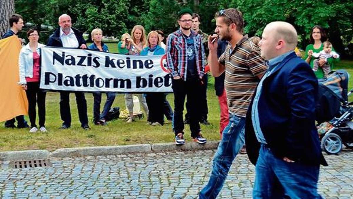 Meiningen: Bürgermeister verweigert NPD-Mann Handschlag