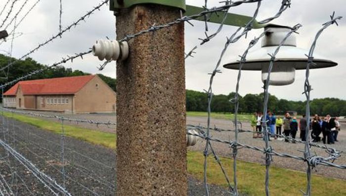 32-Jähriger zeigt Hitlergruß an Buchenwald-Mahnmal
