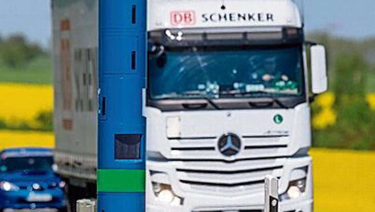 Erfurt: Säulen für Lkw-Maut gehen in Betrieb