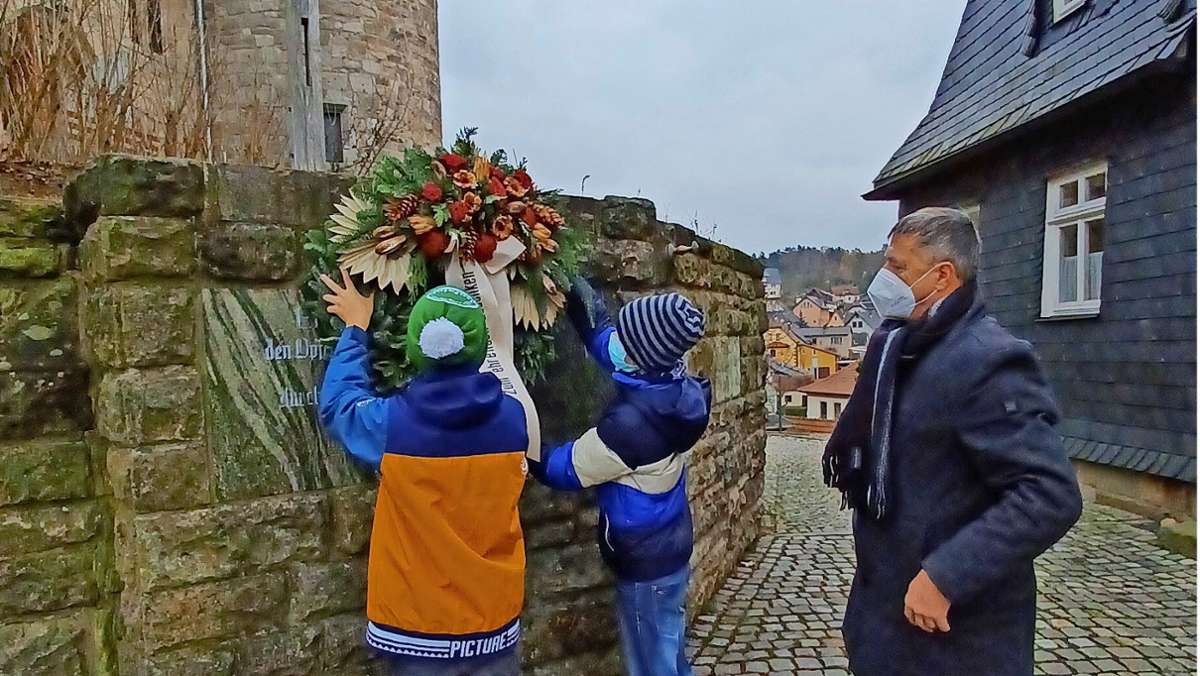Gedenken zum Volkstrauertag in Föritztal: Blick in die leidvolle Geschichte ist auch heute noch wichtig
