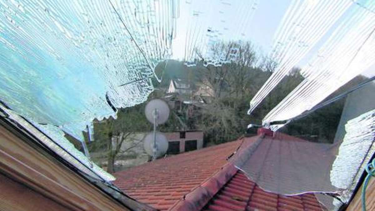 Meiningen: Einbrecher kam übers Dach