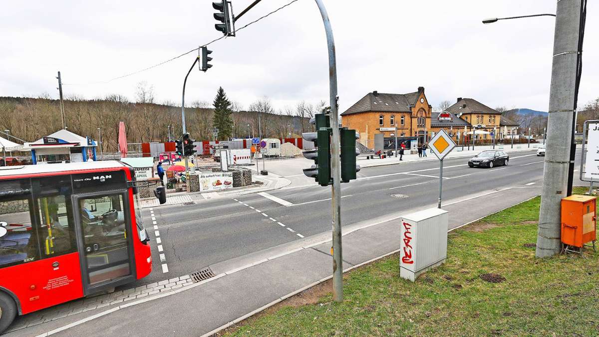 Suhl/Zella-Mehlis: Mehr Sicherheit durch Ampelregelung am Busplatz