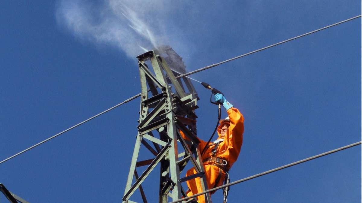 Schleusingen: Stichflamme aus Stromleitung