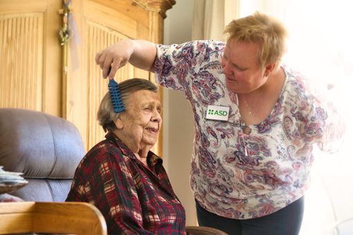 Bereits seit 23 Jahren arbeitet Petra Vollert in der Pflege und Betreuung für die Senioren in Hof und Umland. Foto: ASD