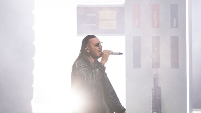 Rapper Apache 207 stürmt mit neuer Single die Charts