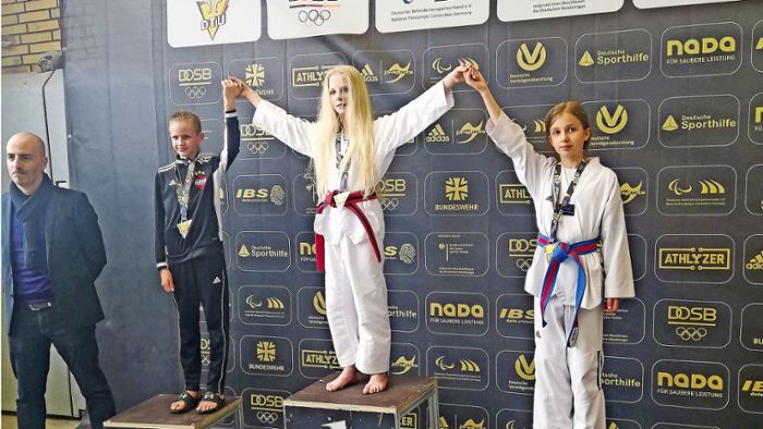 Taekwondo: Der ganze Verein steht Kopf: Gold für Johanna Zander!